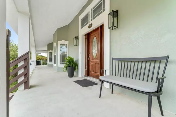 4665 Soundside Drive, Gulf Breeze, FL 32563