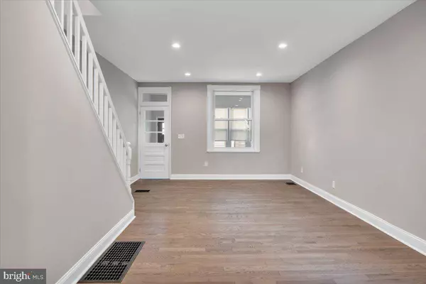 248 3RD ST, Gloucester City, NJ 08030