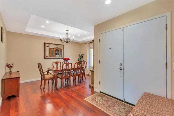 10553 Esquire PL, Cupertino, CA 95014