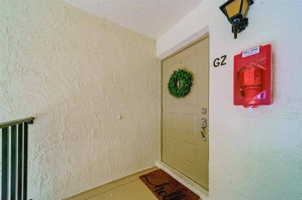 3211 LAKE PINE WAY E #G2, Tarpon Springs, FL 34688