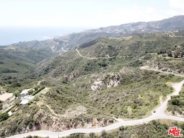 2825 Tuna Canyon Rd, Malibu, CA 90290