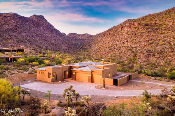 13769 N Cactus Valley Court, Marana, AZ 85658