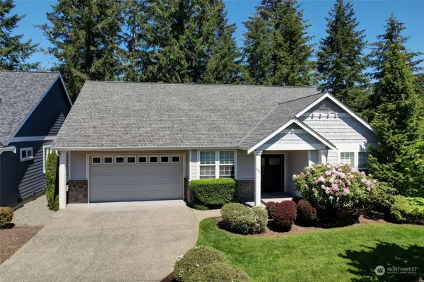 7079 SW Dunraven LN, Port Orchard, WA 98367