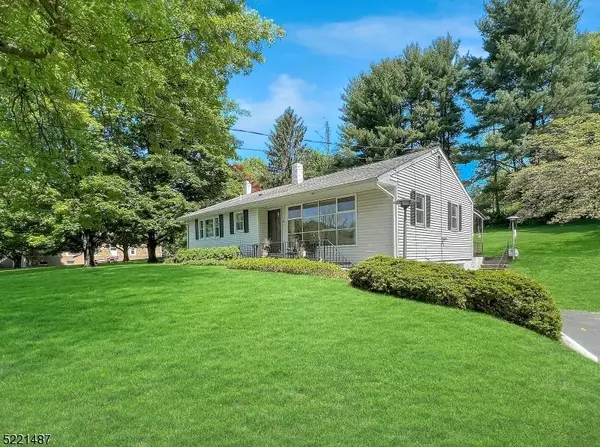 68 Belvidere Ave, Oxford Twp., NJ 07863