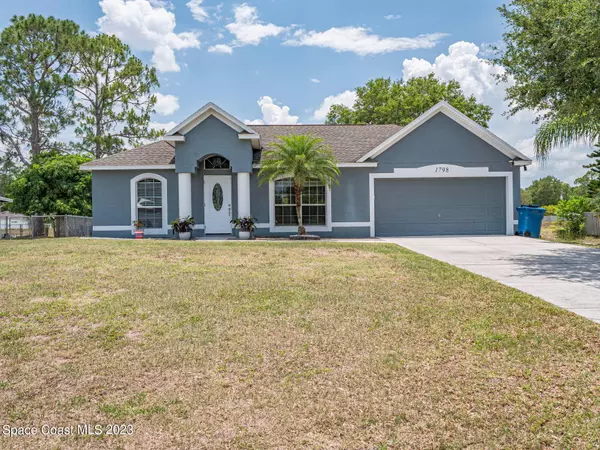 1798 Delaware Street NW, Palm Bay, FL 32907