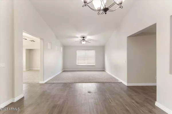 2519 S 255TH Drive, Buckeye, AZ 85326