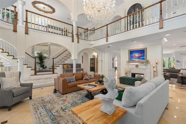 617 E CLUB CIR, Longwood, FL 32779