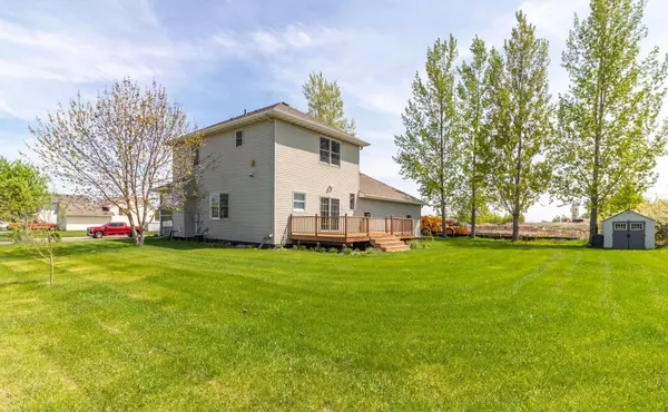 153 Summerfield DR, Waverly, MN 55390