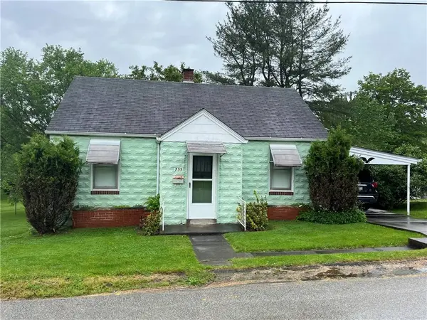 755 N Woodland Avenue, Waynesburg, PA 15370