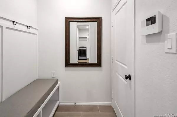 14194 BLIND BANDIT CRK, San Antonio, TX 78254-4692