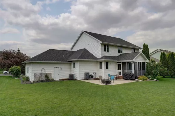 1013 Duncannon Way, Sun Prairie, WI 53590