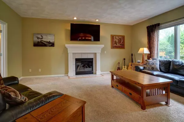 1013 Duncannon Way, Sun Prairie, WI 53590