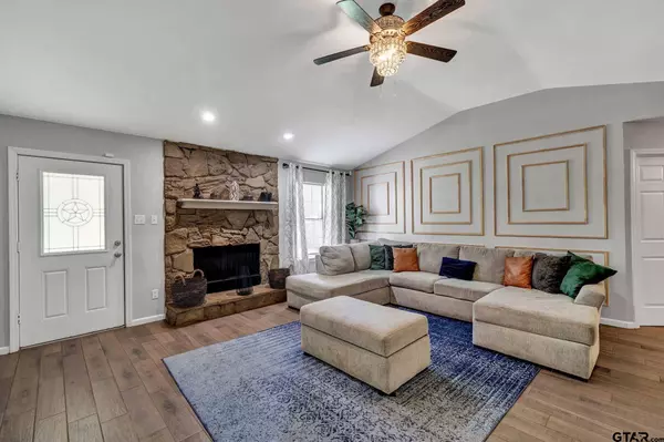 1562 CR 4912, Troup, TX 75789