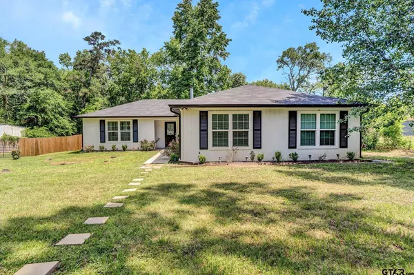 1562 CR 4912, Troup, TX 75789