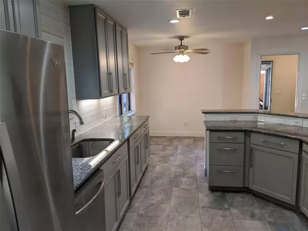 1616 Amherst Drive, Plano, TX 75075