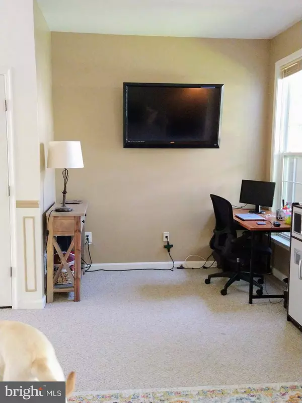 46688 ABIGAIL TER, Sterling, VA 20165