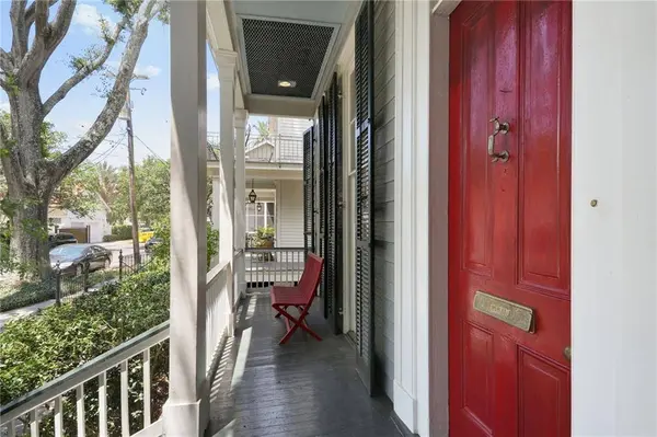 4917 CARONDELET ST, New Orleans, LA 70115