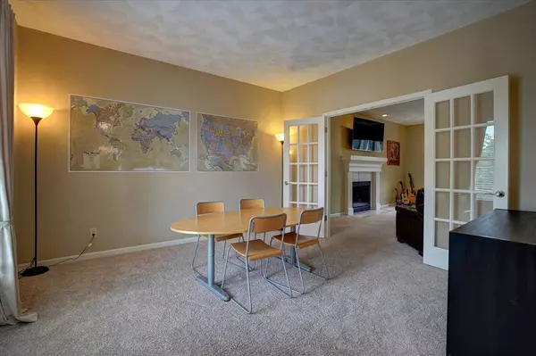 1013 Duncannon Way, Sun Prairie, WI 53590