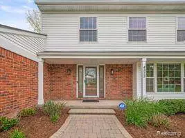4073 ANTIQUE Lane, Bloomfield Hills, MI 48302