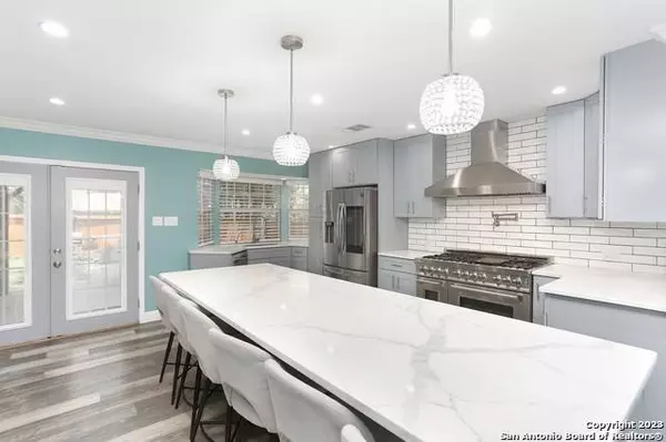 826 ROBINAIR DR, San Antonio, TX 78245-1264