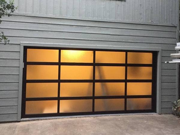 3001 Riviera RD, Austin, TX 78733