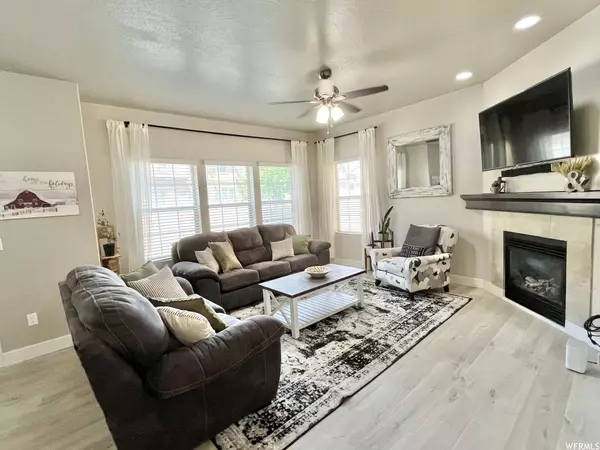 1603 N VENETIAN WAY, Saratoga Springs, UT 84045