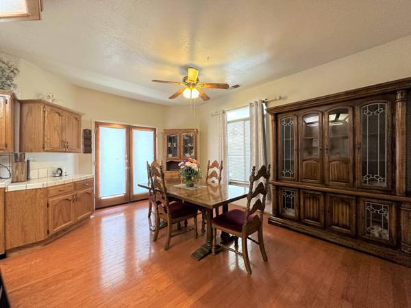 2371 W Orange Avenue, Porterville, CA 93257