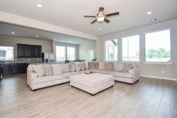 4611 Seabourne Landing DR, Rosenberg, TX 77469