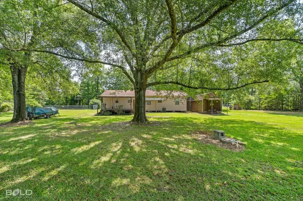 2764 Dement Road, Doyline, LA 71023
