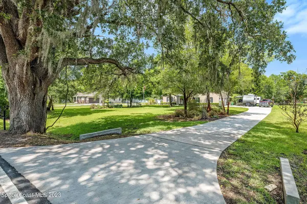 1845 Turpentine Road, Mims, FL 32754