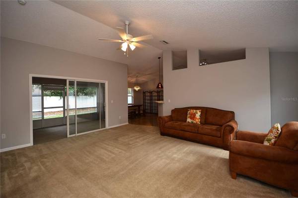 15 EDGEMONT LN, Palm Coast, FL 32164