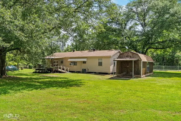 2764 Dement Road, Doyline, LA 71023
