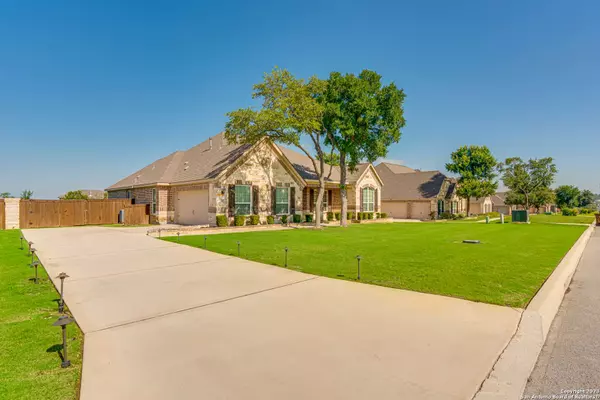 468 Texas Bend, Castroville, TX 78009