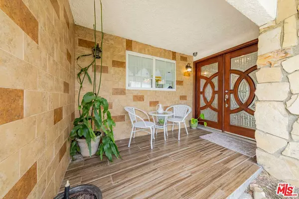 10203 Ruffner Ave, Granada Hills, CA 91343