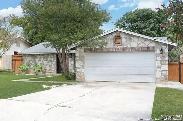 826 ROBINAIR DR, San Antonio, TX 78245-1264