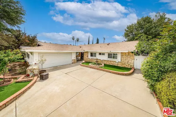 10203 Ruffner Ave, Granada Hills, CA 91343