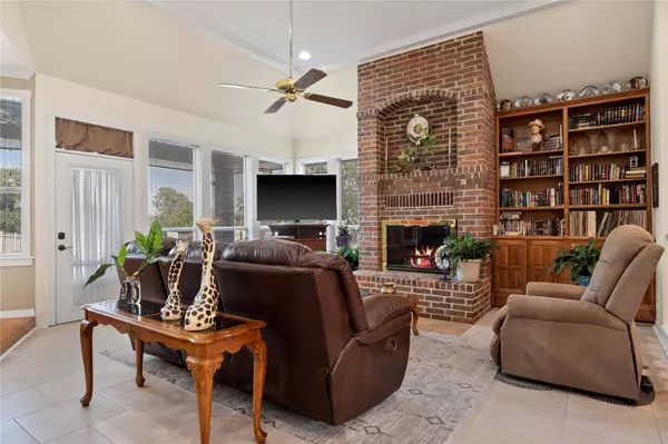 1802 Hogan Lane, Mount Pleasant, TX 75455