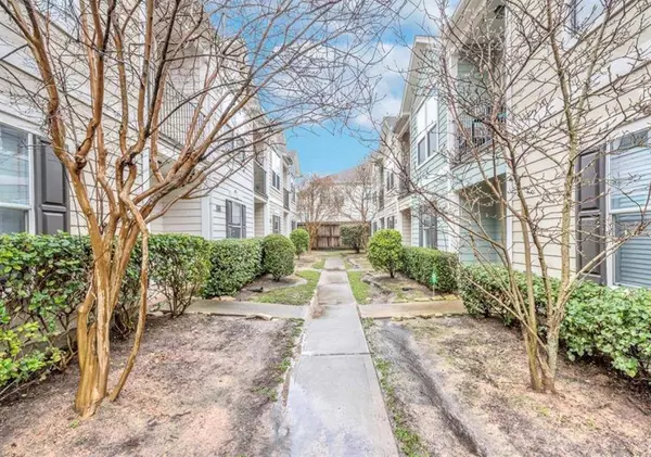 1707 Stuart ST, Houston, TX 77004