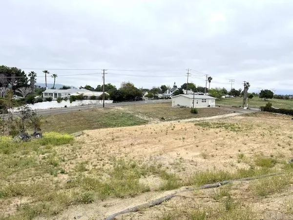 409 Golden RD, Fallbrook, CA 92028