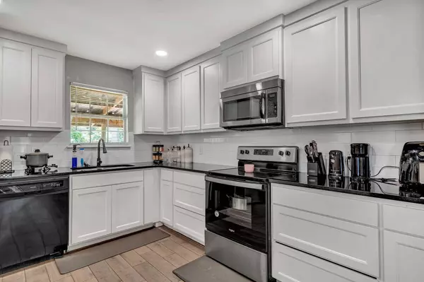 1562 County Road 4912, Troup, TX 75789