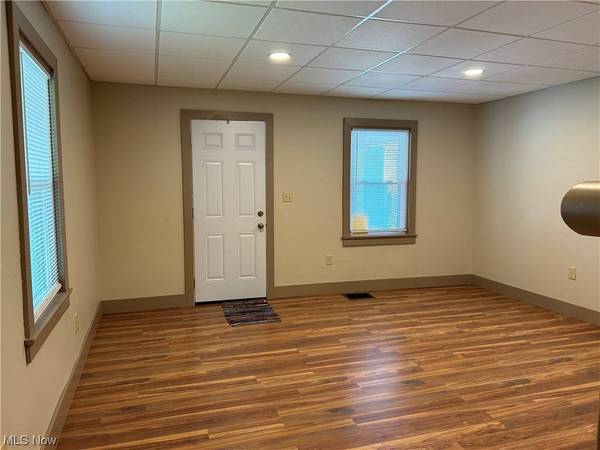 342 21ST ST, Bellaire, OH 43906