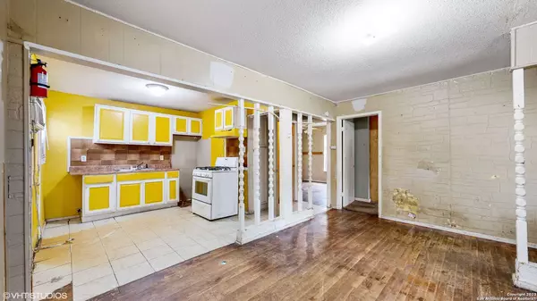 207 San Gabriel Ave, San Antonio, TX 78237