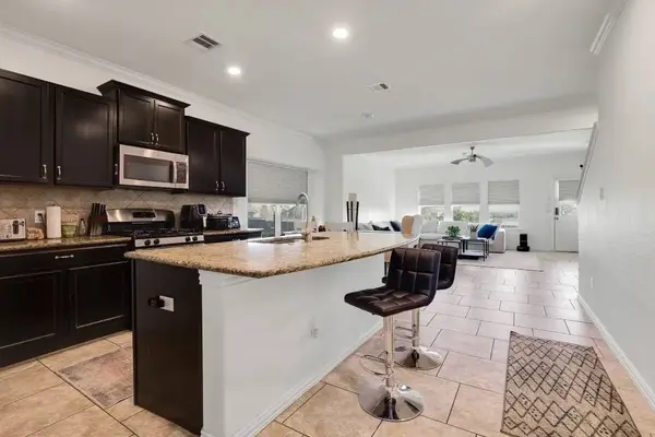 532 Rancho Verde DR, Leander, TX 78641