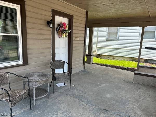 342 21ST ST, Bellaire, OH 43906