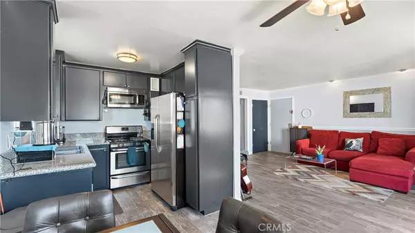 5031 Denny AVE #206, North Hollywood, CA 91601