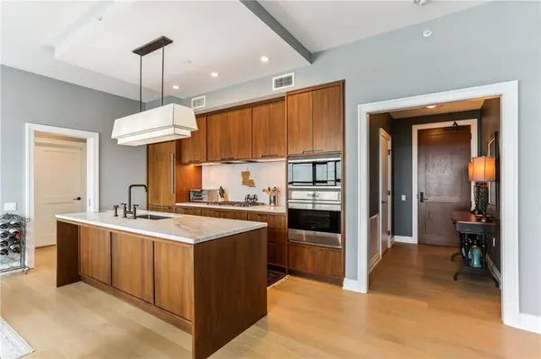 1001 JULIA ST #13A, New Orleans, LA 70113