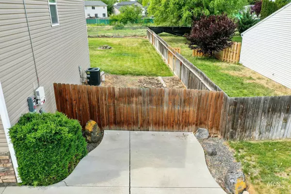 11545 W Mcgraw Dr, Nampa, ID 83651