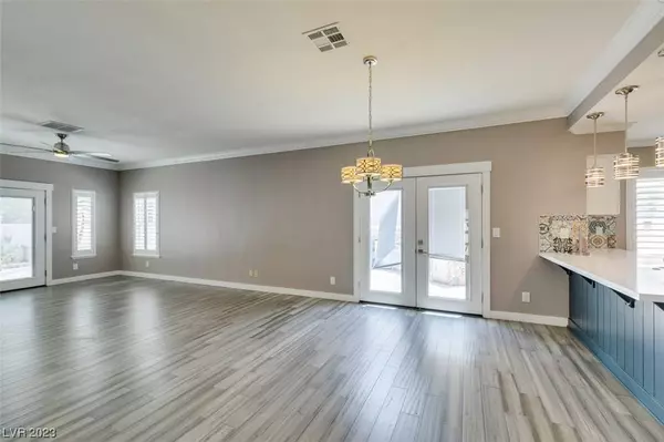 2532 Golden Sands Drive, Las Vegas, NV 89128