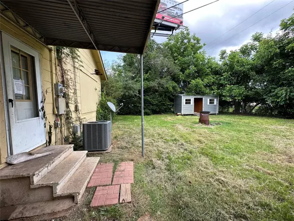 1212 Delhi Street, Bossier City, LA 71111