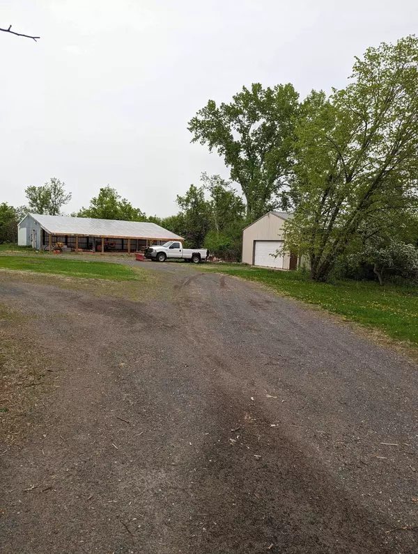 46251 Government RD, Sunrise Twp, MN 55032
